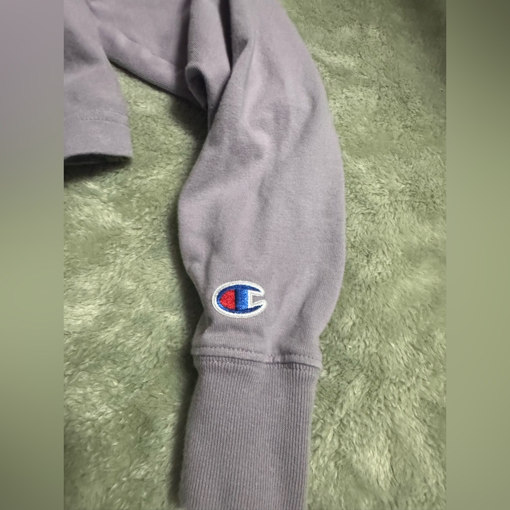 Champion Lavender Cropped Top - Picture 5 of 5